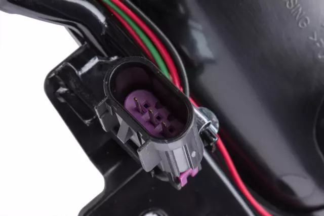 Passenger Side Parking and Turn Signal Lamp - GM (20794798)