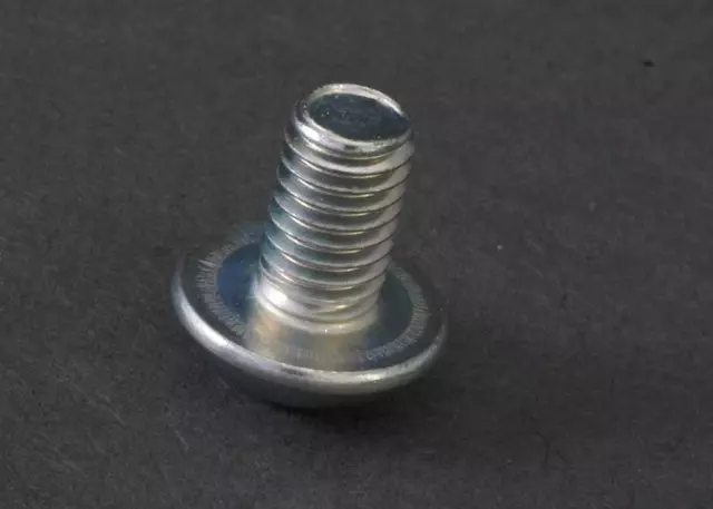 Bolt Socket - Subaru (800406140)