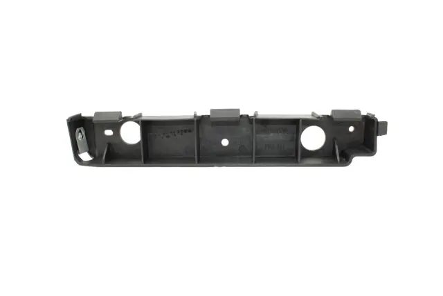 GM1033115 - Exterior: Bumper Cover Retainer for COLLISION Image