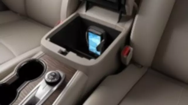 999F7V4300 - Electronics: Charging Kit, Wireless Smartphone for Nissan: Pathfinder Image