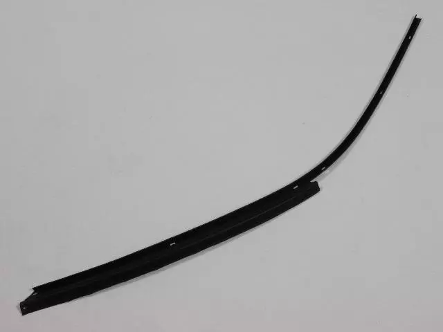 Windshield Reveal Molding, Right - Mopar (55255732AF)