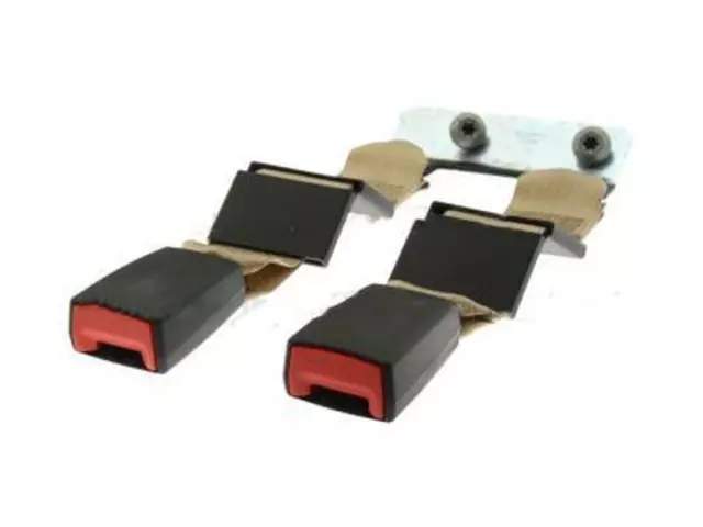 BC3Z2660044AB - Electrical: Buckle for Ford: F-250 Super Duty, F-350 Super Duty, F-450 Super Duty Image