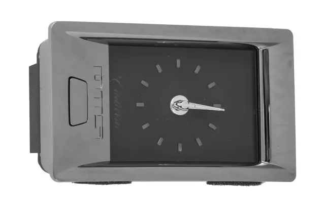 Jet Black Display Clock - GM (25971999)