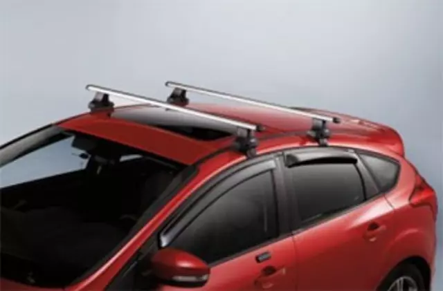 VDS4Z5455100A - Hauling: Thule Removable Roof Rack for Ford: Focus Image
