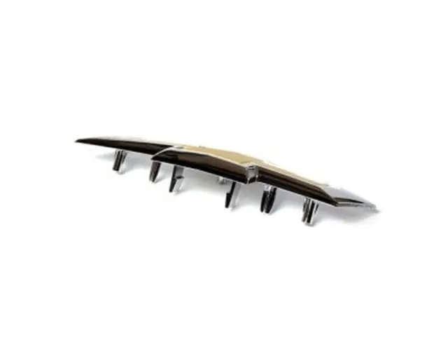 Front Grille Bowtie Logo - GM (42338226)
