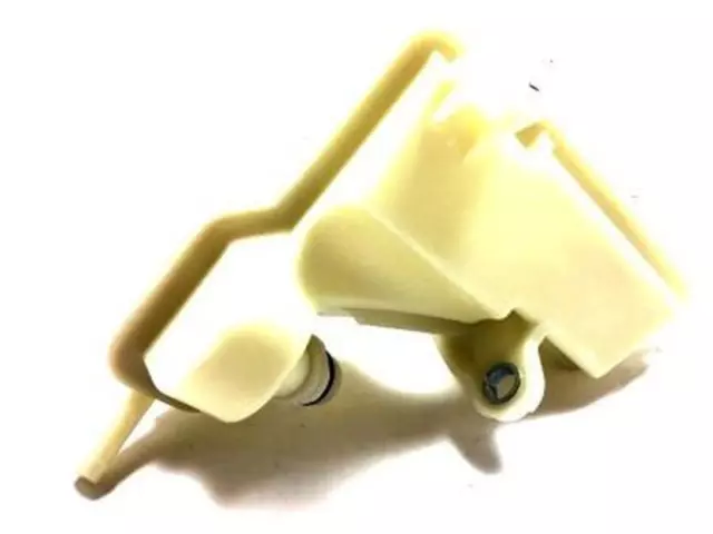 9S4Z3E764A - : 2006-2011 Ford Reservoir for Ford: Focus, Transit Connect Image