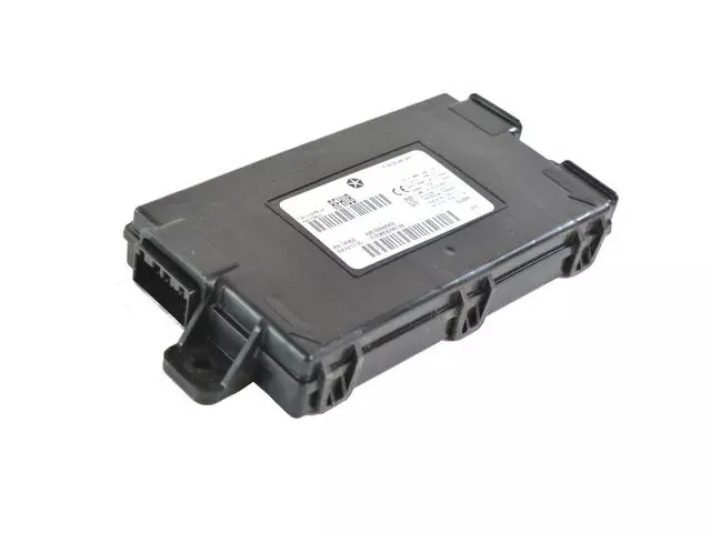 Hub Receiver - Mopar (68283462AC)