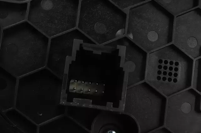 42854932 - HVAC: Dash Control Unit for Buick: Encore GX Image