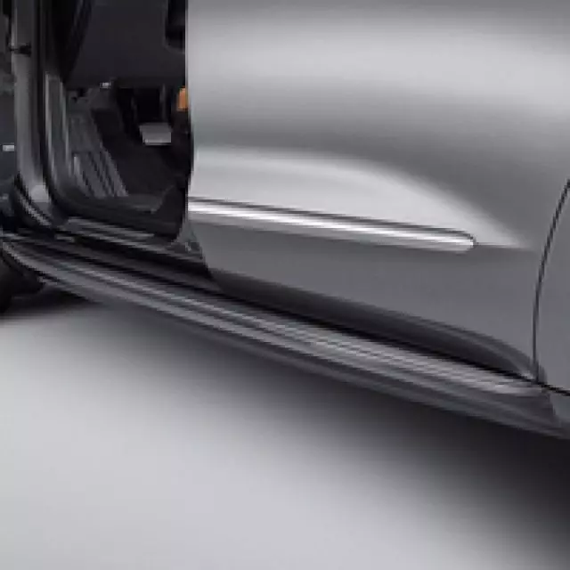 84326060 - : Running Board Step for GM Image