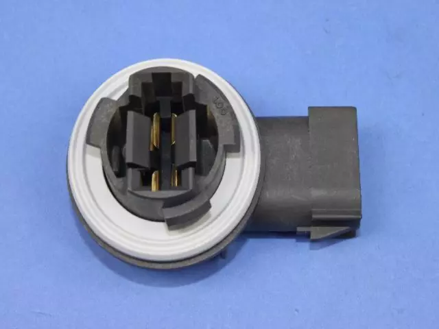 Socket, Right & Left - Mopar (04857327AA)