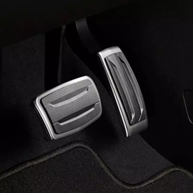 84317728 - : Pedal Cover Package for Cadillac: XT4 Image
