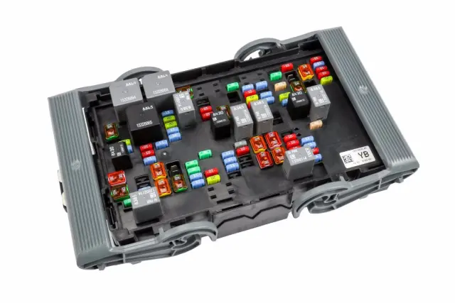 19210438 - Electrical: Junction Block for GM Image