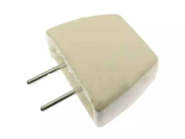 BC3Z26611A08B - Body: Headrest, Center for Ford: F-250 Super Duty, F-350 Super Duty, F-450 Super Duty Image