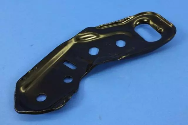 « 68237137AA – Front Suspension : Traverse Support, Côté Gauche pour Mopar Image »