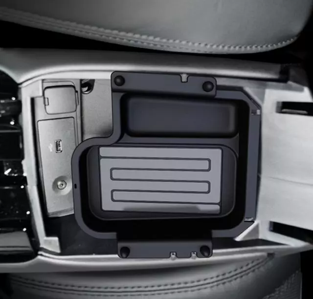 VES7Z19A464A - Audio/Video: Wireless Charging By Jvis for Ford: Fusion Image