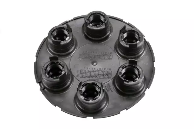 15712391 - : 2000-2004 Chevrolet - Hub Cap with Bowtie Logo for GM Image