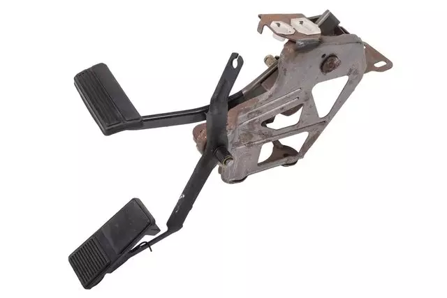 25757050 - : Brake and Accelerator Pedal for GM Image