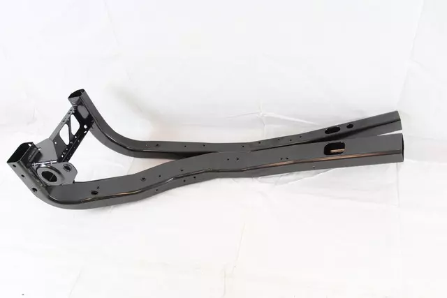 55362306AG - Body Sheet Metal Except Doors: Radiator Closure, Right for Chrysler: Aspen | Dodge: Durango Image