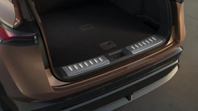 T99F35MP00 - Interior: Illuminated Cargo Scuff Plates for Nissan: ARIYA Image