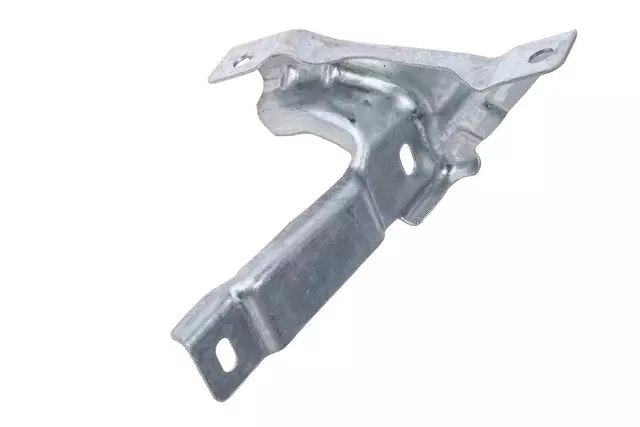 Passenger Side Fender Bracket - GM (84275002)