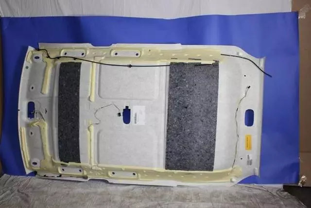 1RX82HDAAA - Body: Headliner for Jeep: Compass Image