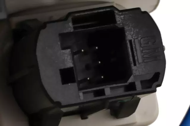 Light Wheat Overhead Console - GM (84292404)