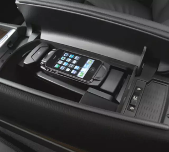 84212289715 - Audio/Video: Apple Iphone 5/5S Snap-In Adapter for BMW: 750Li Image