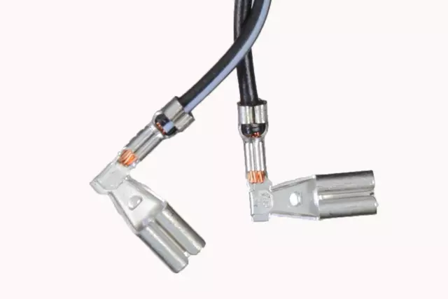 Part# 23499282 Passenger Side Door Mirror Kit with Housing, Molding, Cover, Bezel, and Bolts - GM (23499282)