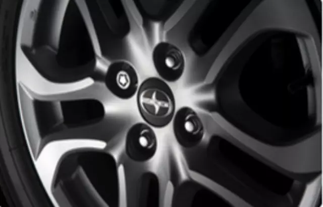 PT2761M160 - Wheels: Wheel Locks, Chrome for Toyota: Yaris iA Image