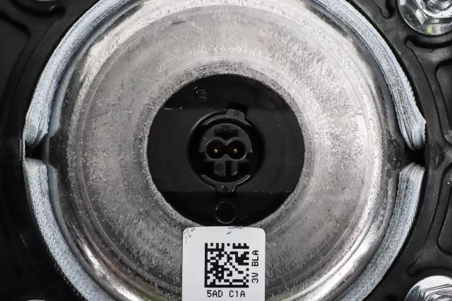 Jet Black Steering Wheel Airbag - GM (84057082)