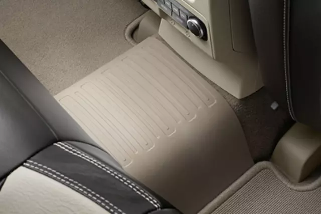 2010-2017 Volvo Floor Mat Tunnel (off black) - Volvo (39822885)