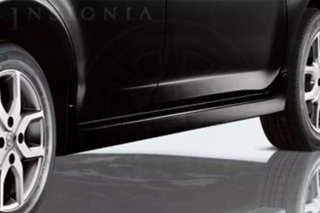 G68E01FC2D - Exterior: Cube Aerodynamic Components (Golden Ginger for Nissan: Altima, Cube Image