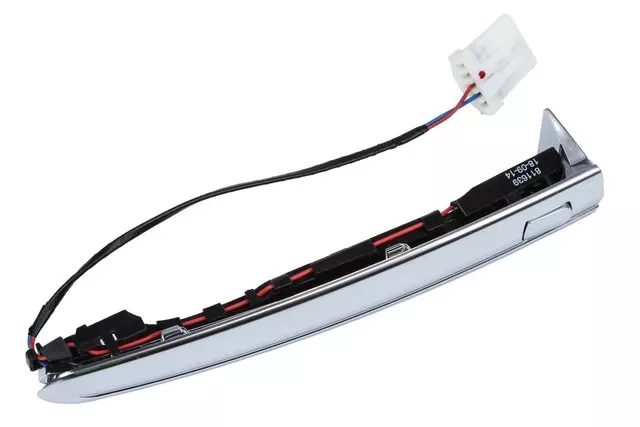 13580429 - Body: Molding for GM Image image