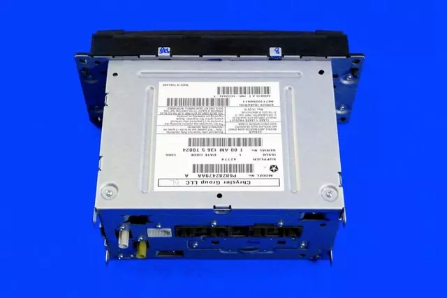 AM/FM/CD/DVD/HDD/mp3/Nav/Satellite Radio - Mopar (68368204AB)