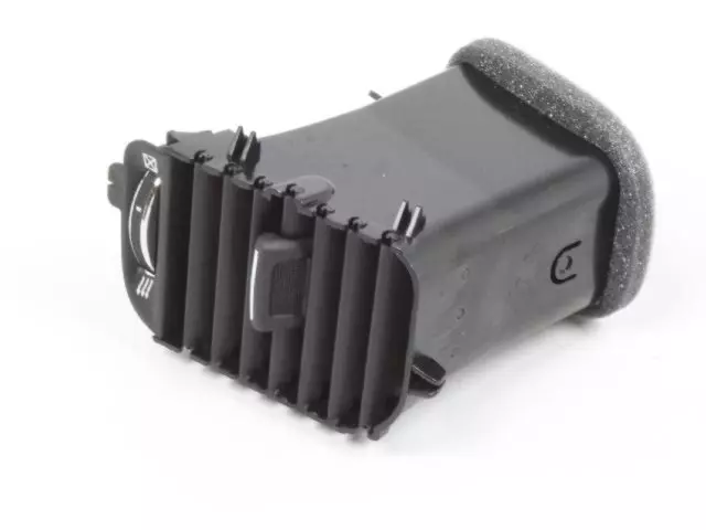 Center Outlet, Right - Mopar (1VM62DX9AB)
