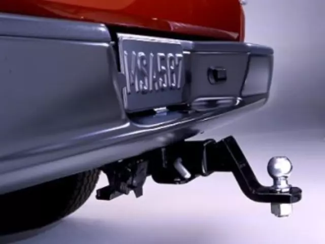 ANM06YHX01 - : Trailer Hitch for Mitsubishi Image