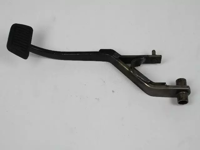 Clutch Pedal And Pad - Mopar (52009557AB)