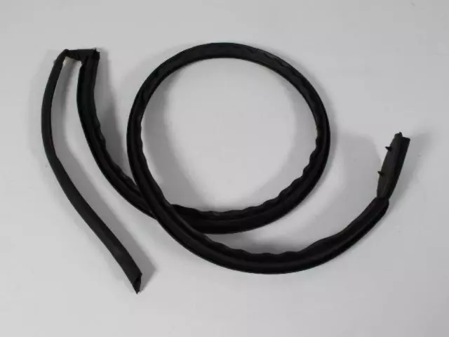 Door Upper Secondary Weatherstrip, Right - Mopar (4724784AC)