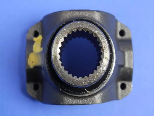 Axle Yoke - Mopar (5019624AA)