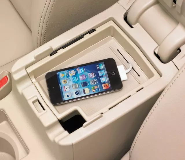Center Console Tray, Ivory Interior - Subaru (J2010FJ000WJ)