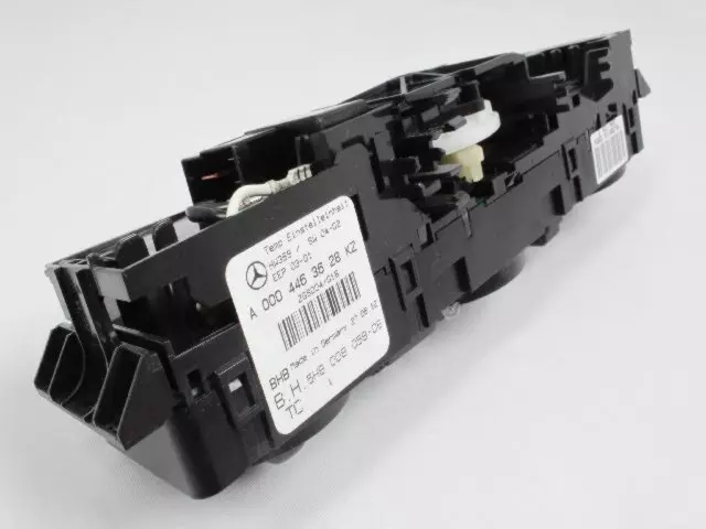 A/c And Heater Control - Mopar (5103644AB)