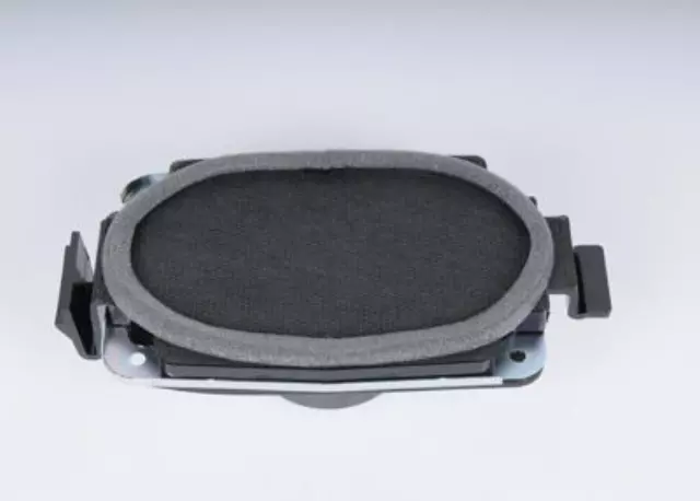 15756874 - Body: Rear Speaker for Chevrolet: Silverado 1500, Silverado 1500 HD, Silverado 2500, Silverado 2500 HD, Silverado 3500 | GMC: Sierra 1500, Sierra 1500 HD, Sierra 2500, Sierra 2500 HD, Sierra 3500 Image