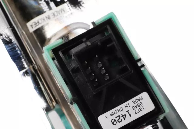 Bright Chrome Automatic Transmission Control Indicator Bezel - GM (22993929)