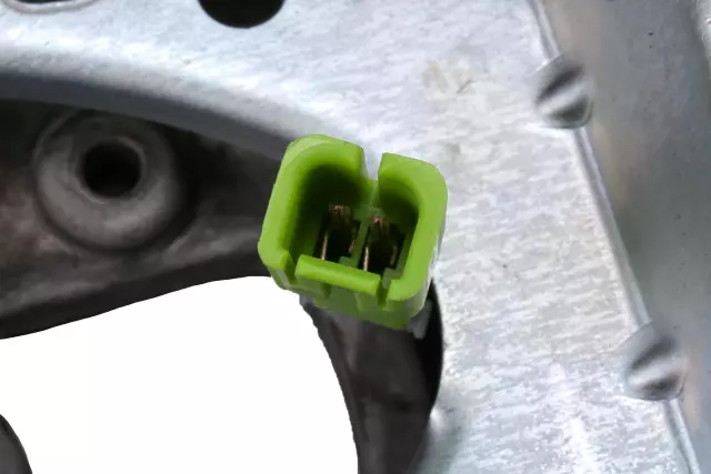 22947810 - Steering: Steering Wheel for GM Image