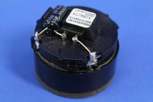 Rear Dr Speaker - Mopar (68043031AC)