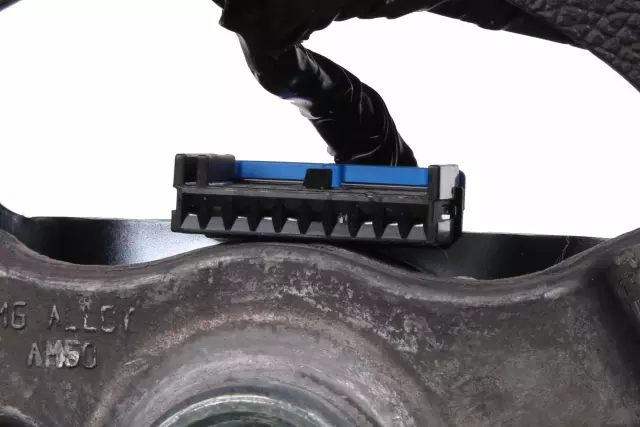 22947805 - Steering: Steering Wheel for Chevrolet: Silverado 1500, Silverado 2500 HD, Silverado 3500 HD, Suburban 2500 | GMC: Sierra 1500, Sierra 2500 HD, Sierra 3500 HD, Yukon, Yukon XL 1500, Yukon XL 2500 Image