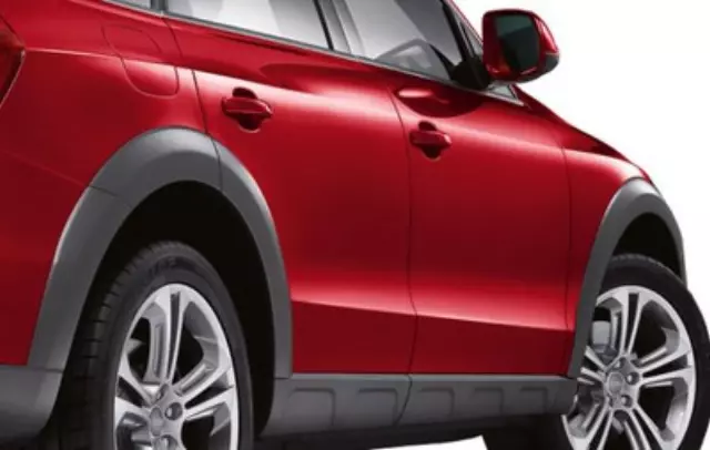 8R0071840A1QP - Exterior: Off-Road Package - Door Guards for Audi Image