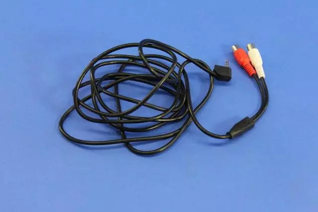 Auxiliary Cable - Mopar (68234654AA)
