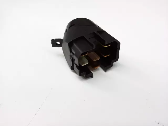 Ignition Switch - Volkswagen (6N0-905-865)