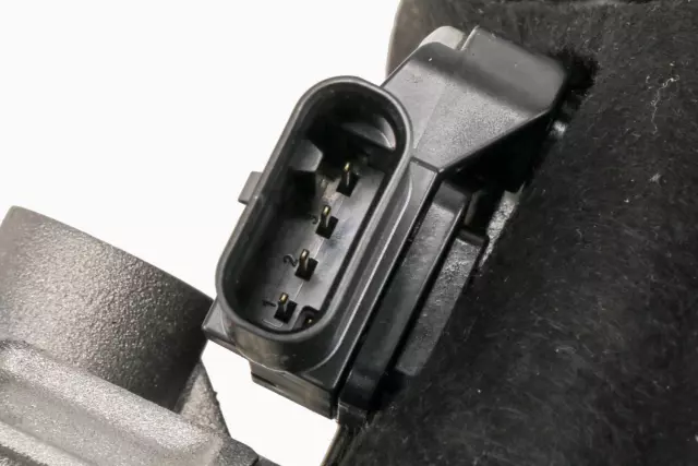 12690467 - Engine: Intake Manifold for Buick: Encore | Chevrolet: Cruze Image